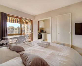 Immogroom - Very Pleasant And Bright - Cozy - Shops - 戛纳 - 睡房