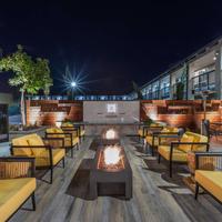 托朗斯 - 洛杉矶布鲁斯顿酒店 - 登高精选酒店