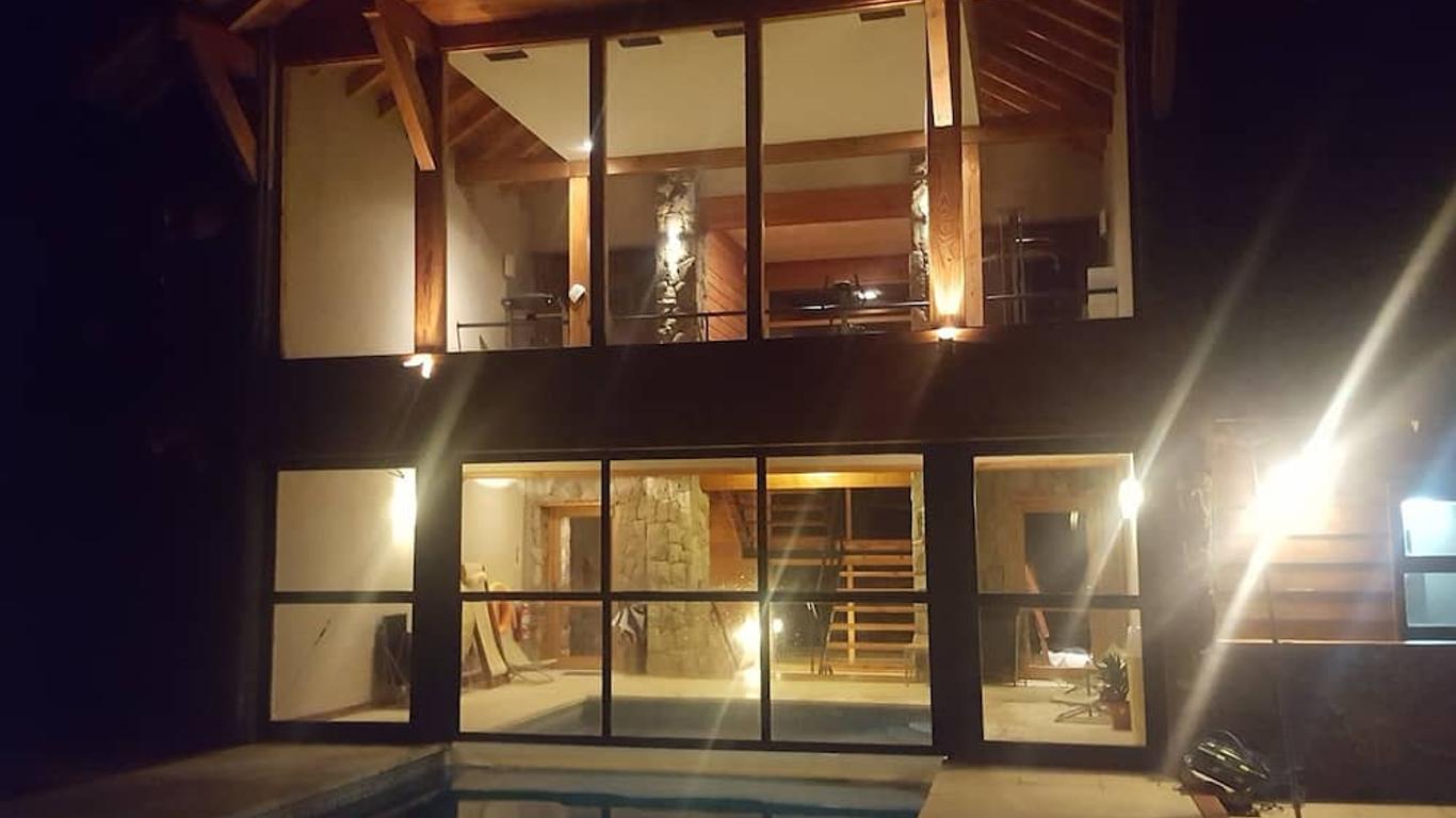 博斯克卡萨温泉公寓套房酒店