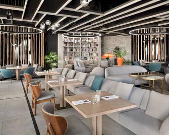 巴林麦纳麦万豪行政公寓酒店 - 麦纳麦 - 餐馆