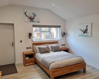 Wyvern Apartment - 约维尔 - 睡房