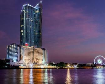 曼谷湄南河畔华美达广场酒店 - 曼谷 - 建筑