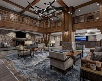 Stay or Ski @ Heavenly & enjoy your 2 bedrooms @ Marriott Grand Residence Resort - 南太浩湖 - 休息厅
