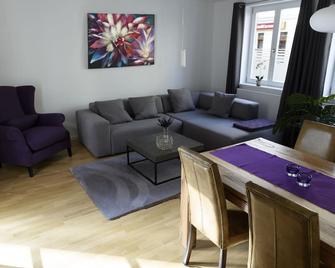 Great holiday/business apartment - only 5 min from the center - 慕尼黑 - 客厅