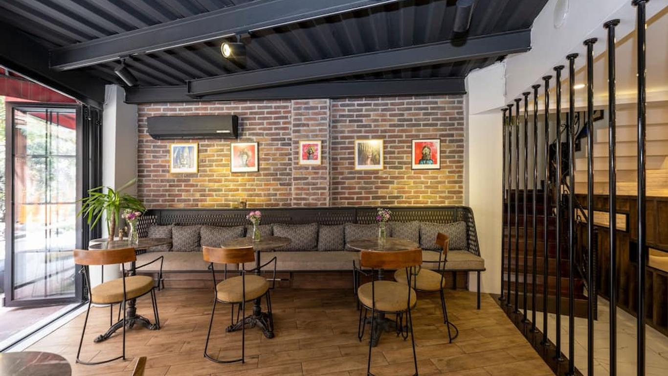 马里恩套房酒店