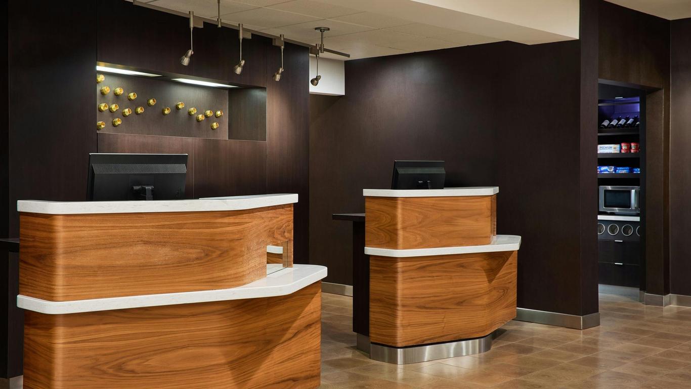 圣路易斯科瑞维科万怡酒店