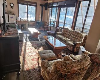 酒店白马粉末共和国 - 白马村 - 客厅