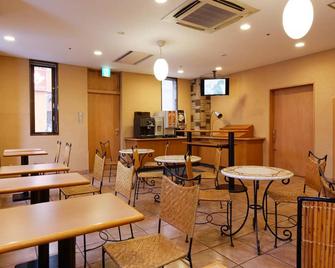 R&B熊本下通酒店 - 熊本 - 餐馆
