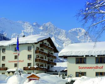 Hotel Sonnwendhof Engelberg - 英格堡 - 建筑