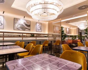 格拉纳达巴塞罗国会酒店 - 格拉纳达 - 餐馆