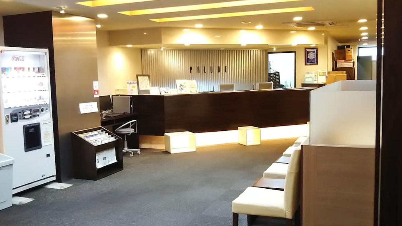 霸钏路酒店