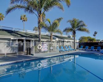 海滩天堂酒店 - 圣地亚哥 - 游泳池