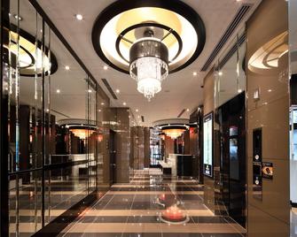 新大阪站南阿帕酒店 - 大阪 - 大厅