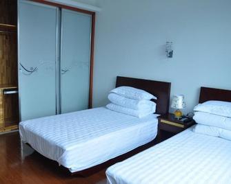 Tonglu Longyinju Hostel - 杭州 - 睡房