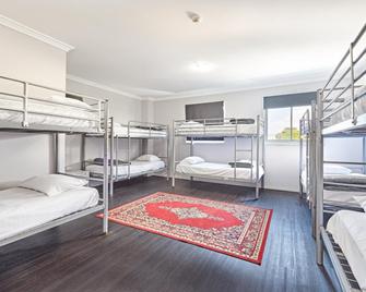 Nomads Byron Bay - Hostel - 拜伦湾 - 睡房