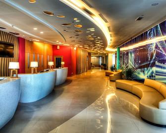 吉隆坡宜必思风格弗拉斯尔商务园酒店 - 吉隆坡 - 大厅