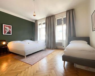 Stadtjuwel mit Pfänderblick - 布雷根茨 - 睡房