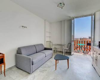 Immogroom - Studio - Sea View Next To The Palais - Congressbeaches - 戛纳 - 客厅