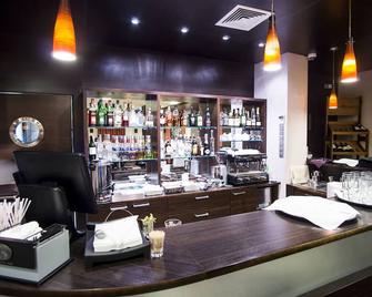 M酒店 - 罗兹 - 酒吧
