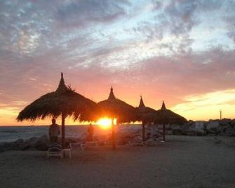 Beautiful El Cid Marina Resort & Access to Neighboring El Cid Resort Amenities! - 马萨特兰 - 户外景观