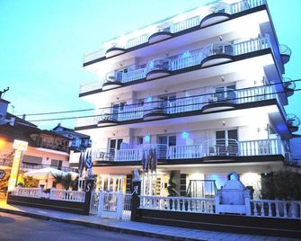 圣安东尼奥酒店 - 帕拉利亚卡泰里尼斯 - 建筑