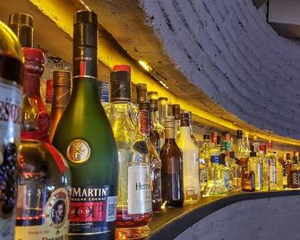 帕拉西奥阿兹台克酒店 - 提华纳 - 酒吧