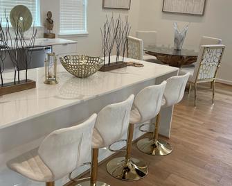 Luxury 4 Story Penthouse Houston Skyline Views - 休斯顿 - 餐厅