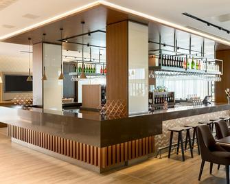 贝尔法斯特万豪ac酒店 - 贝尔法斯特 - 酒吧