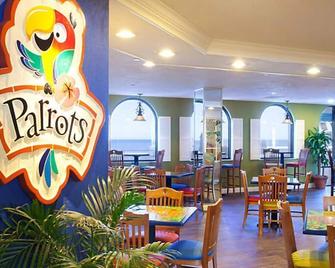 Oceanfront Resort Casa Del Mar Beach Resort- Spring Break Near Daytona Beach - 奥蒙德海滩 - 餐馆