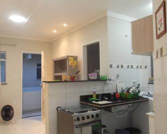 Cozy apartment, Two bedrooms on the beach Watchtower - 阿拉卡茹 - 厨房