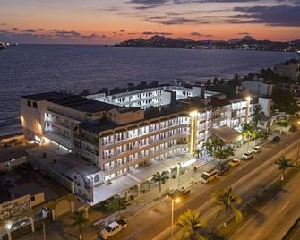 墨西哥嘉年华酒店 - 曼萨尼略 - 建筑