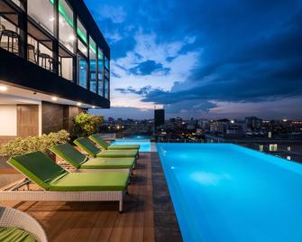 Amata Residence - 金边 - 游泳池