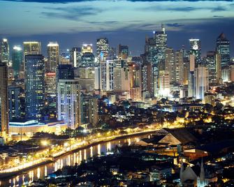 马尼拉广场皇冠假日酒店 - IHG 旗下酒店 - Pasig - 户外景观