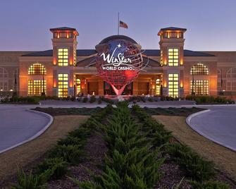 The Masters Suite Cabin near WinStar Golf - 萨克维尔 - 建筑
