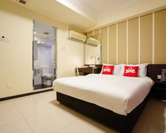 新加坡武吉美拉禅室酒店 - 新加坡 - 睡房
