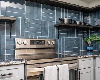 New Entire Place Cozy Quiet 2b2btownhouse Sp1273 - 诺克罗斯 - 厨房