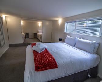 凯茨威斯克斯B&B住宿加早餐酒店 - 蒂阿瑙 - 睡房