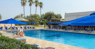 BM 海滩酒店 - 拉斯海玛 / 哈伊马角 - 游泳池