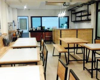 兰达最好旅舍 - 高兰 - 餐馆