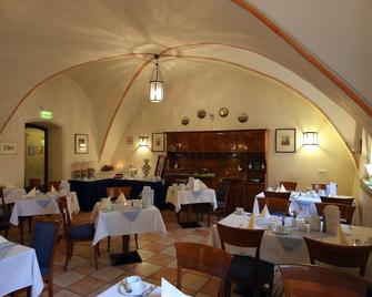 图马赫尔罗曼蒂克酒店 - 格尔利茨 - 餐馆