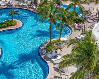 Beach Resort Suite with Ocean view! - 阳光岛滩 - 游泳池