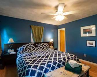 Charming East Dallas Home - 达拉斯 - 睡房