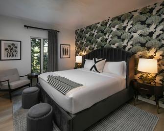 科隆尼棕榈酒店及独栋房屋 - 仅供成人入住 - 棕榈泉 - 睡房