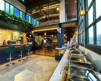 绿景酒店 - 绿树酒店 - 瑞诗凯诗 - 酒吧