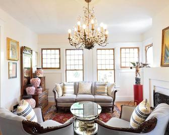 Boutique Hotel - King Room-1/2 Mi. From Santa Fe Plaza - 圣达菲 - 客厅