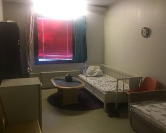 A cozy room in kannelmaki - 赫尔辛基 - 休息厅