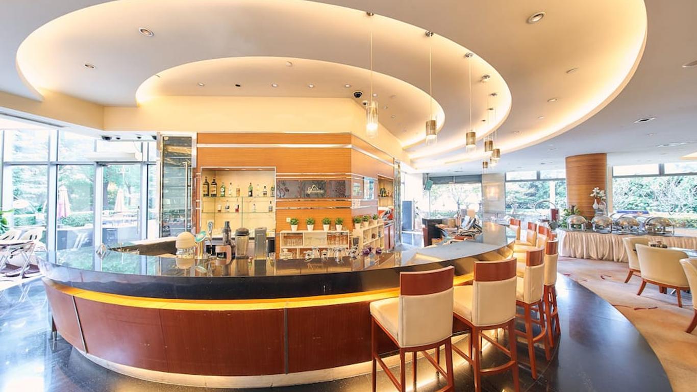东怡大酒店