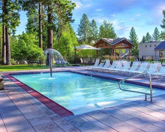 Playground for sport lovers and adventure seekers! - 本德 - 游泳池