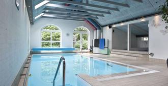 施赫明德酒店 - 奥尔堡 - 游泳池