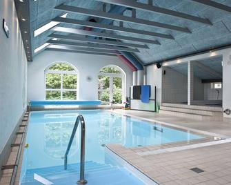施赫明德酒店 - 奥尔堡 - 游泳池